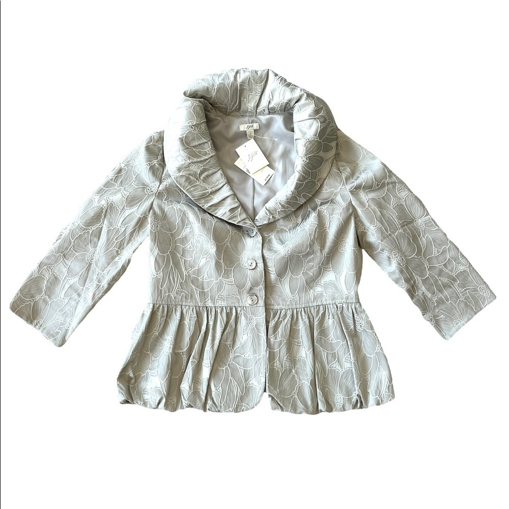 J. Jill Women’s Sterling tan and white floral 3/4 sleeve peplum jacket blazer
